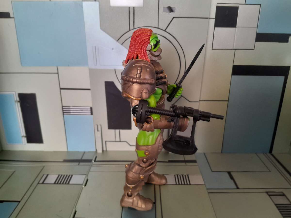 Masters of the Universe Classics Karrati -  Loose Figures With Accessories