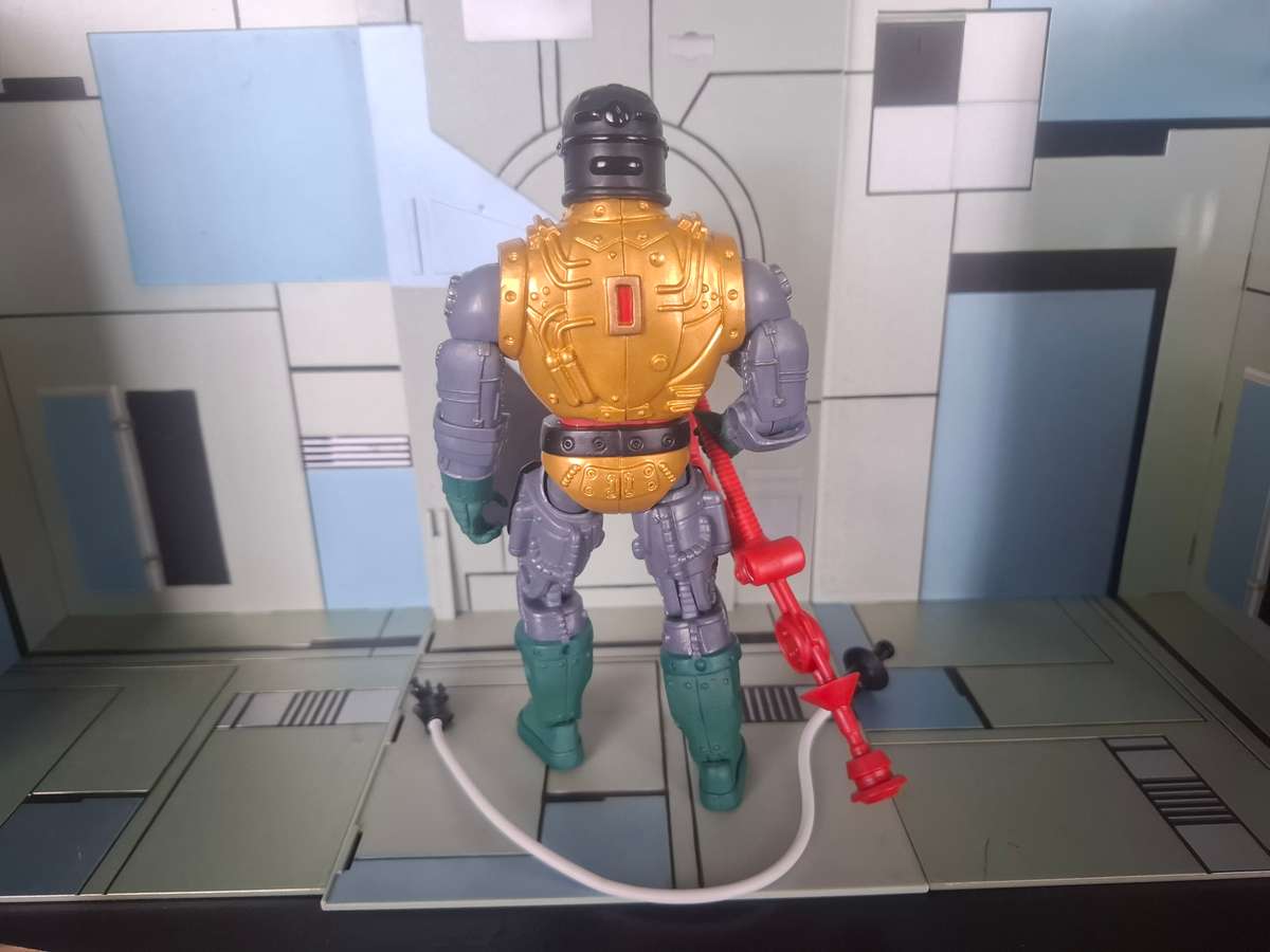 Masters of the Universe Classics Blast Attak  Loose Figures With Accesories