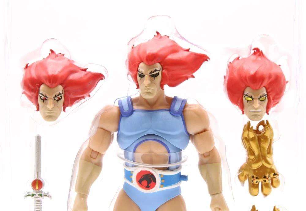 Thundercats Ultimates Lion-O (LED Eyes) Mint on Card Action Figure With Accesories