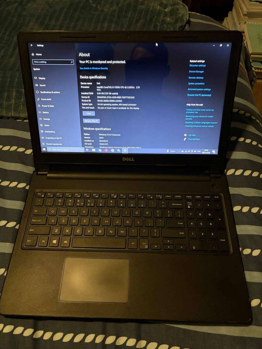 Dell Laptop  Reliable Performance & Excellent for Parts/Stationary Use!