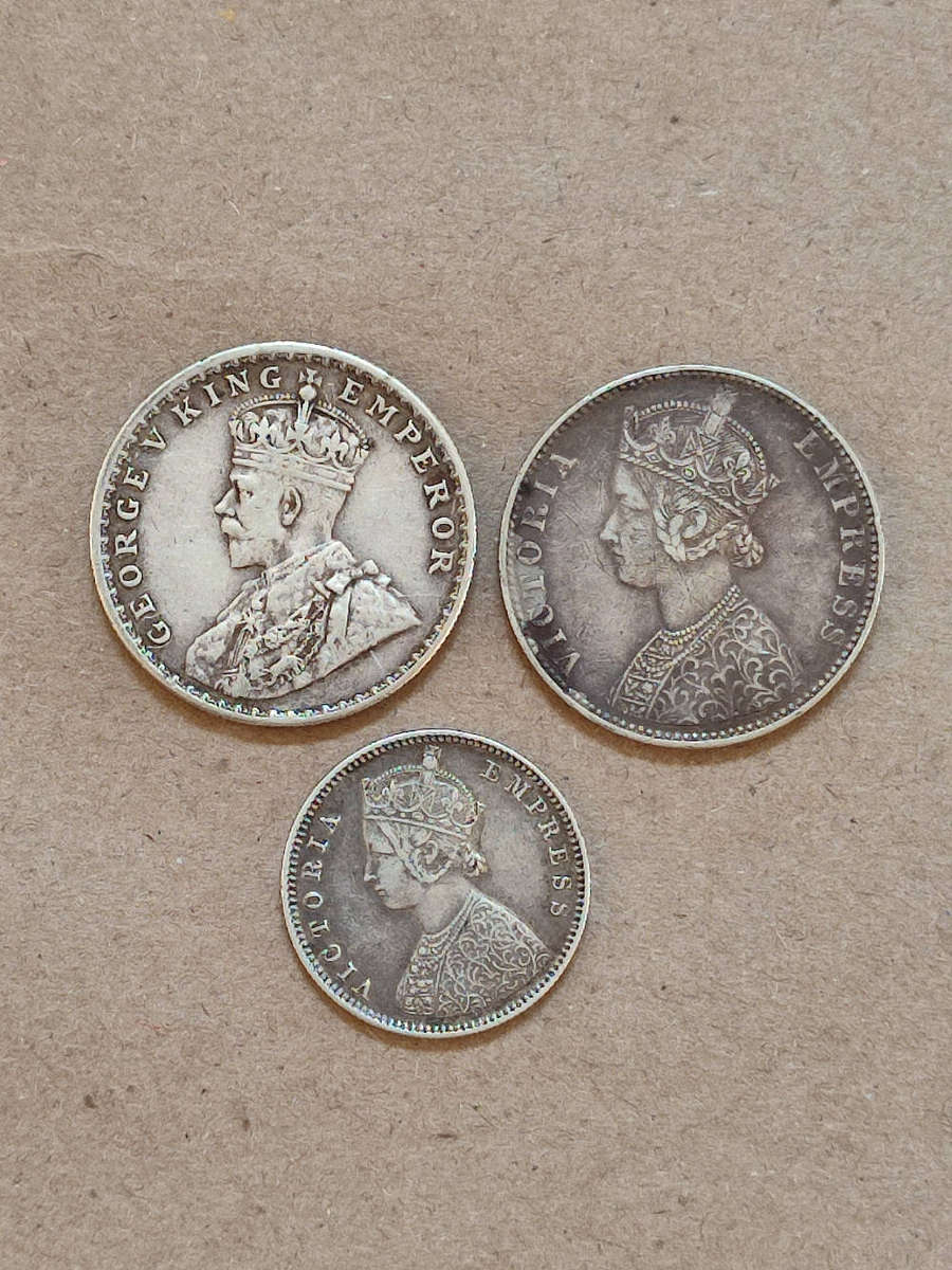 India SILVER Rupees  LOT