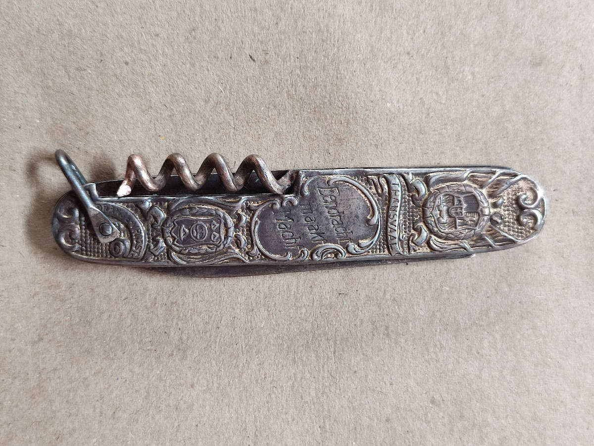 PAUL KRUGER POCKET KNIFE WITH CORK SCREW