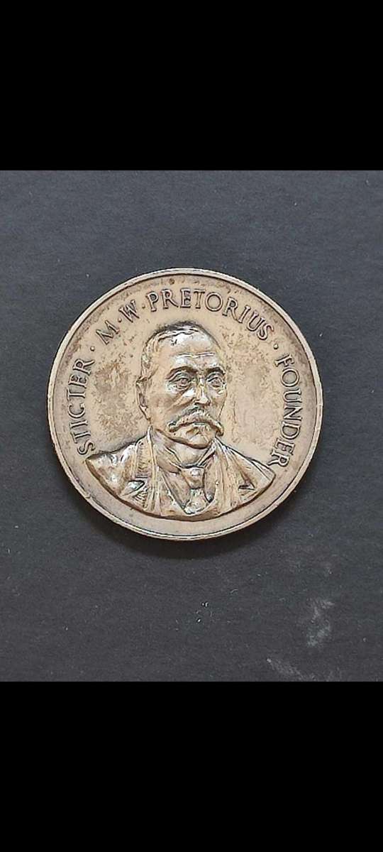 1855 - 1955 Stigter/Founder Pretoria Medal. Sterling Silver