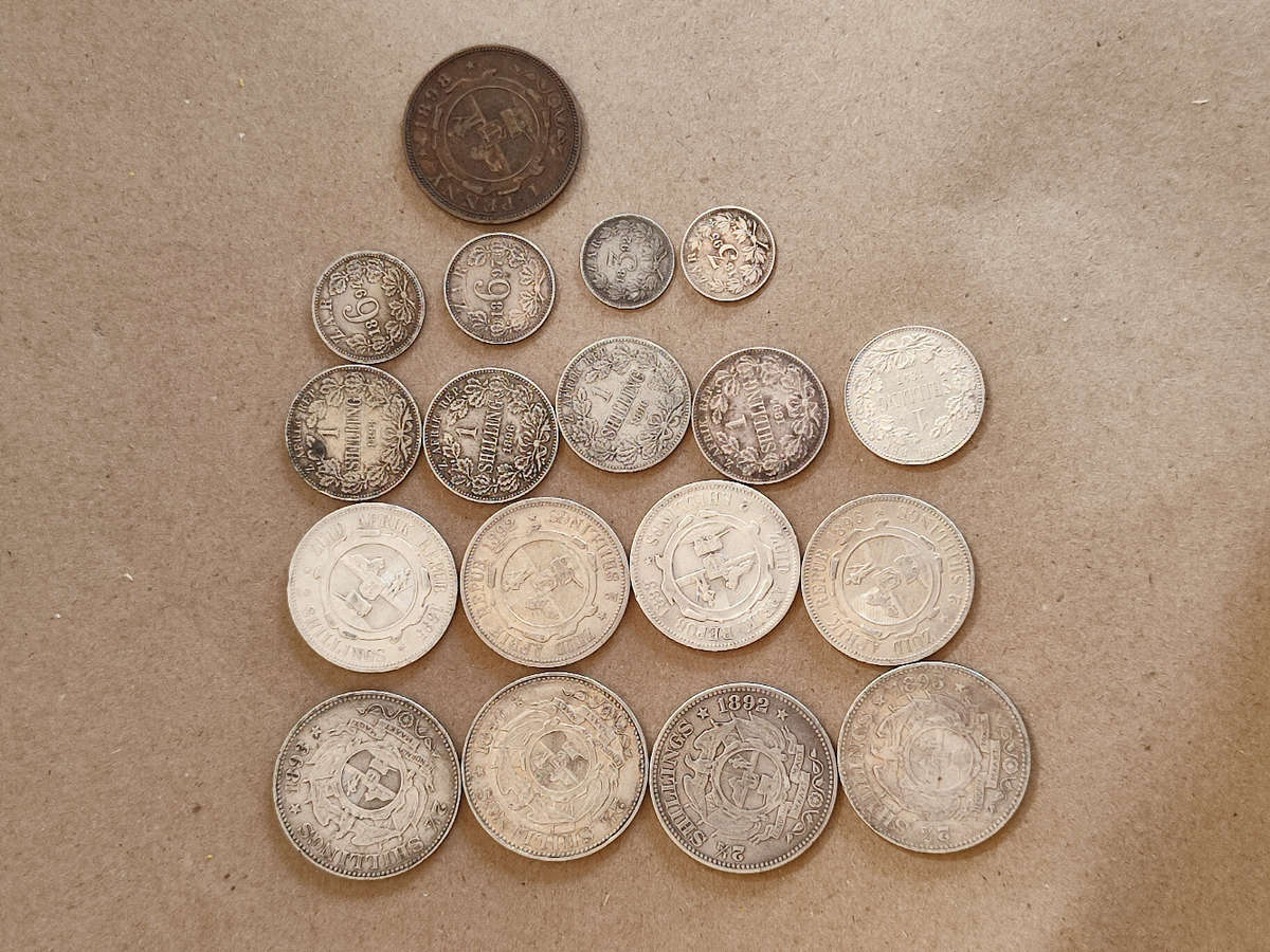 ZAR Mixed  Coin Lot. Silver weight 136.5gr.