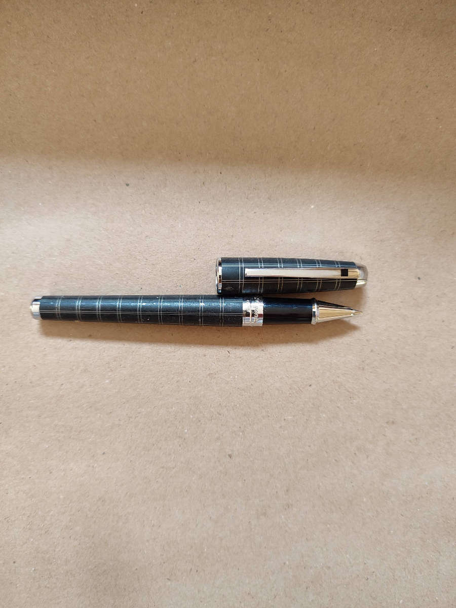ST Dupont LUXURY BALLPOINT PEN