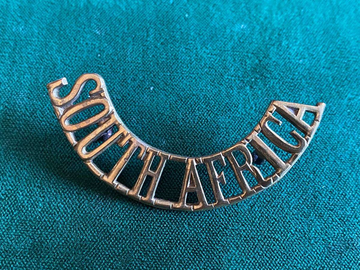 SOUTH AFRICA TITLE-WORN WW2-MEASURES 58MM- 2 LUGS