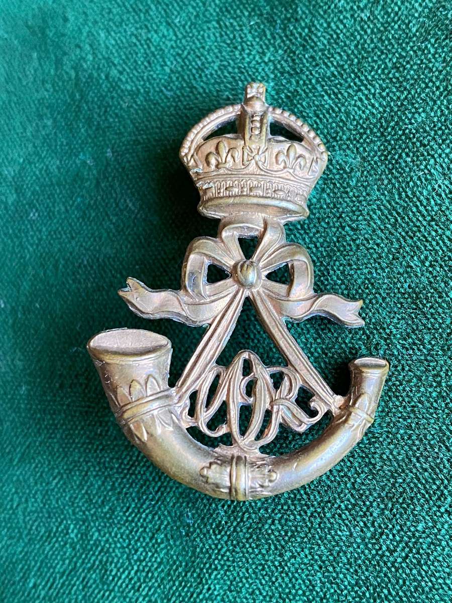 CAPE MOUNTED RIFLES,BRASS CAP BADGE-WORN 1902-1913-ONE LUG/ONE SHORTENED LUG