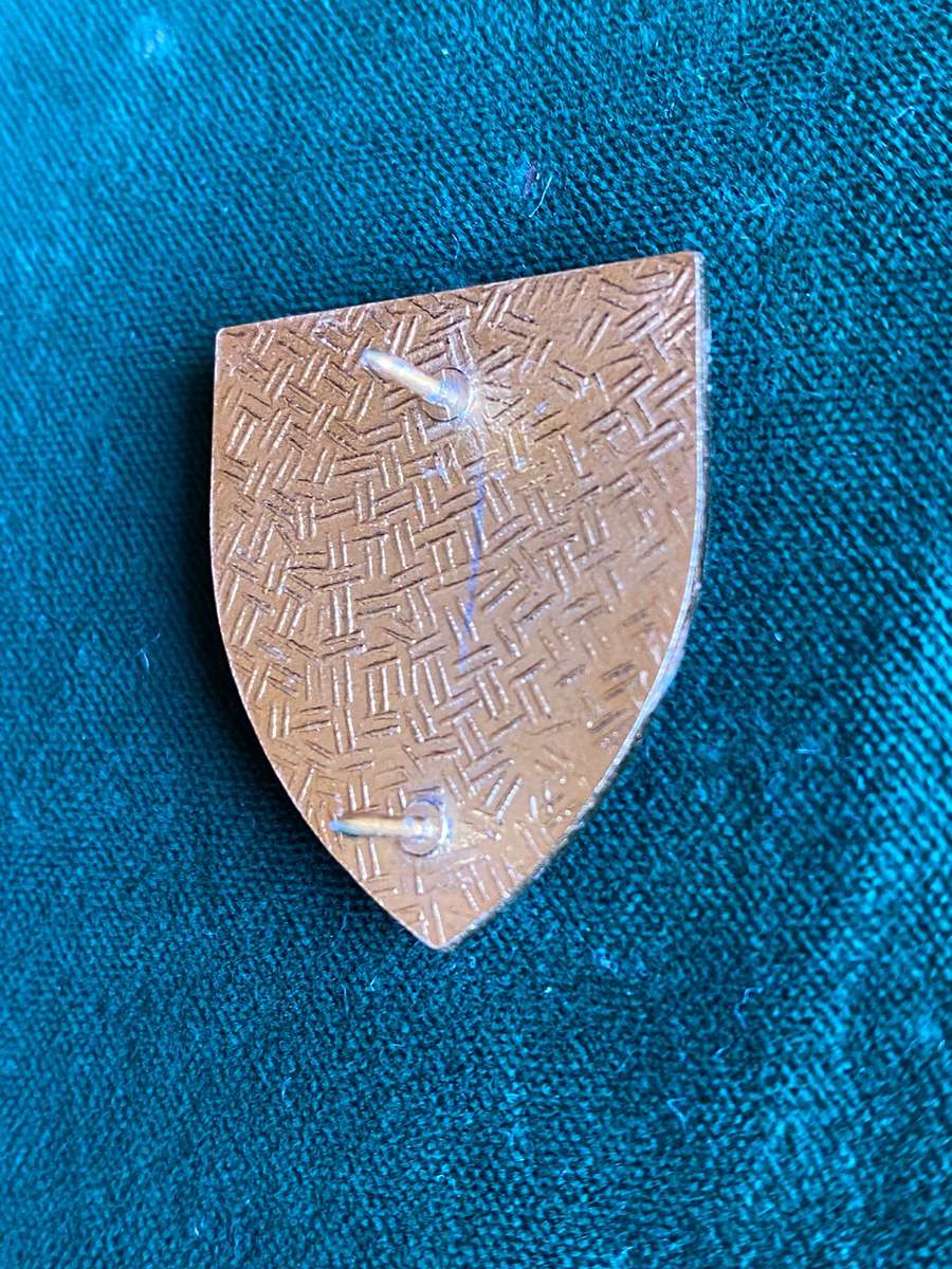 11 FIELD REGIMENT FOB BADGE