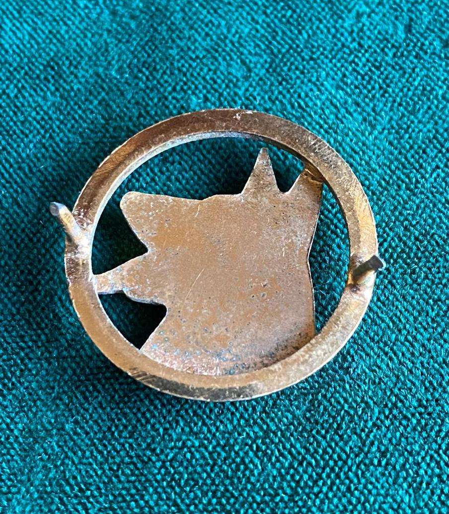 SA POLICE HANDLERS-GILDING METAL BREAST BADGE- 2 PINS