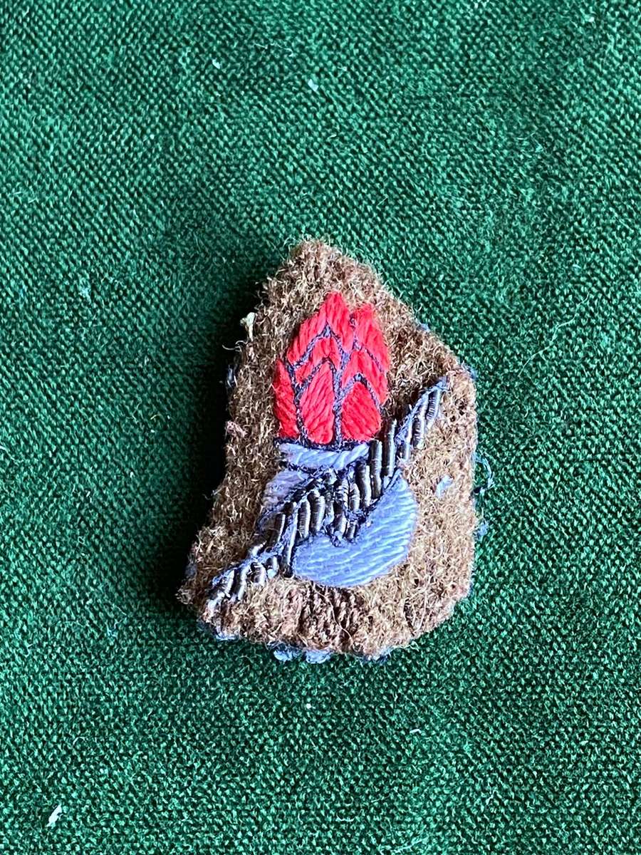 SWA EXPLOSIVE ORDNANCE DISPOSAL BREAST BADGE- ORIGINAL-2ND TYPE -SCARCE