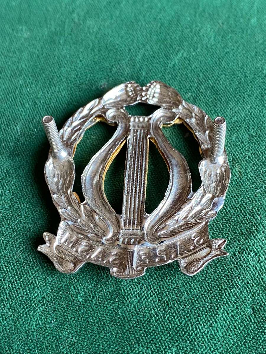 SA ARMY BAND BI/METAL CAP BADGE-WORN FROM 1934