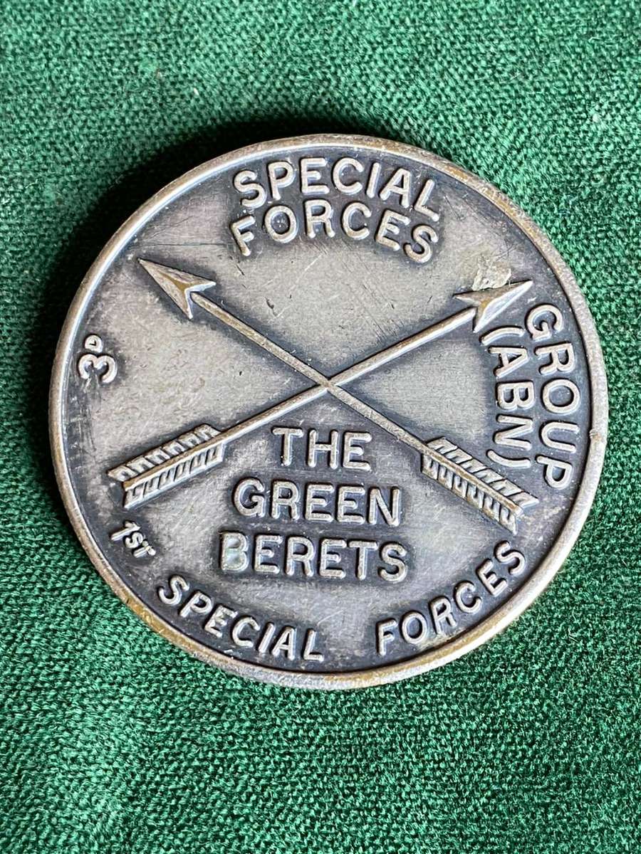 US ARMY 3RD SPECIAL FORCES GROUP-AIRBORNE-SILVER FINISH-1980'S-CHALLENGE COIN