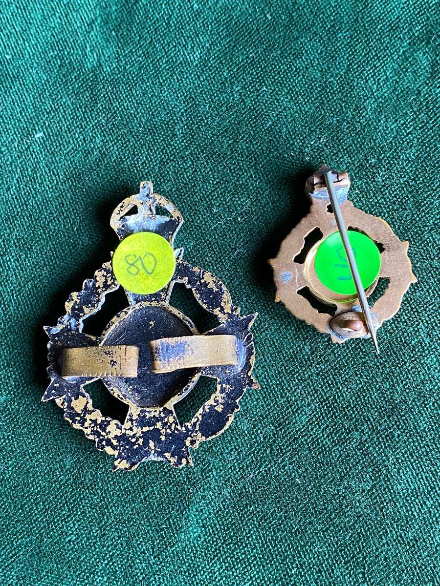 SA CORPS OF CHAPLAINS CAP AND ONE COLLAR-INTRODUCED 1939