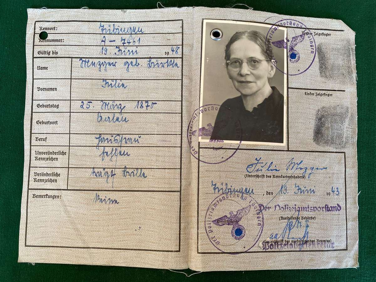 KENNKARTE-AN IDENTITY DOCUMENT USED IN THE GERMAN REICH DURING THE NAZI ERA