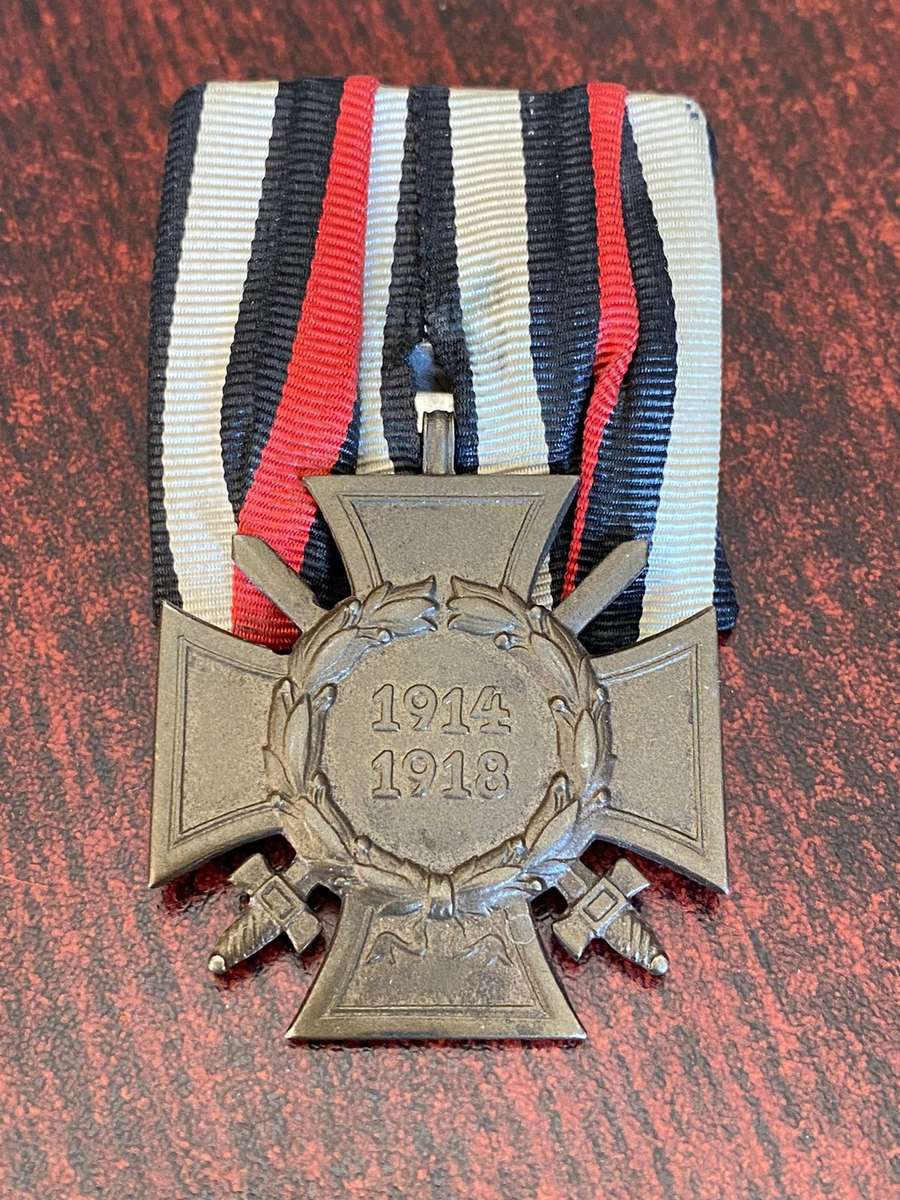GERMAN WW1 CROSS OF HONOUR 1914-18 FOR COMBATANTS-MAKERS STAMPED