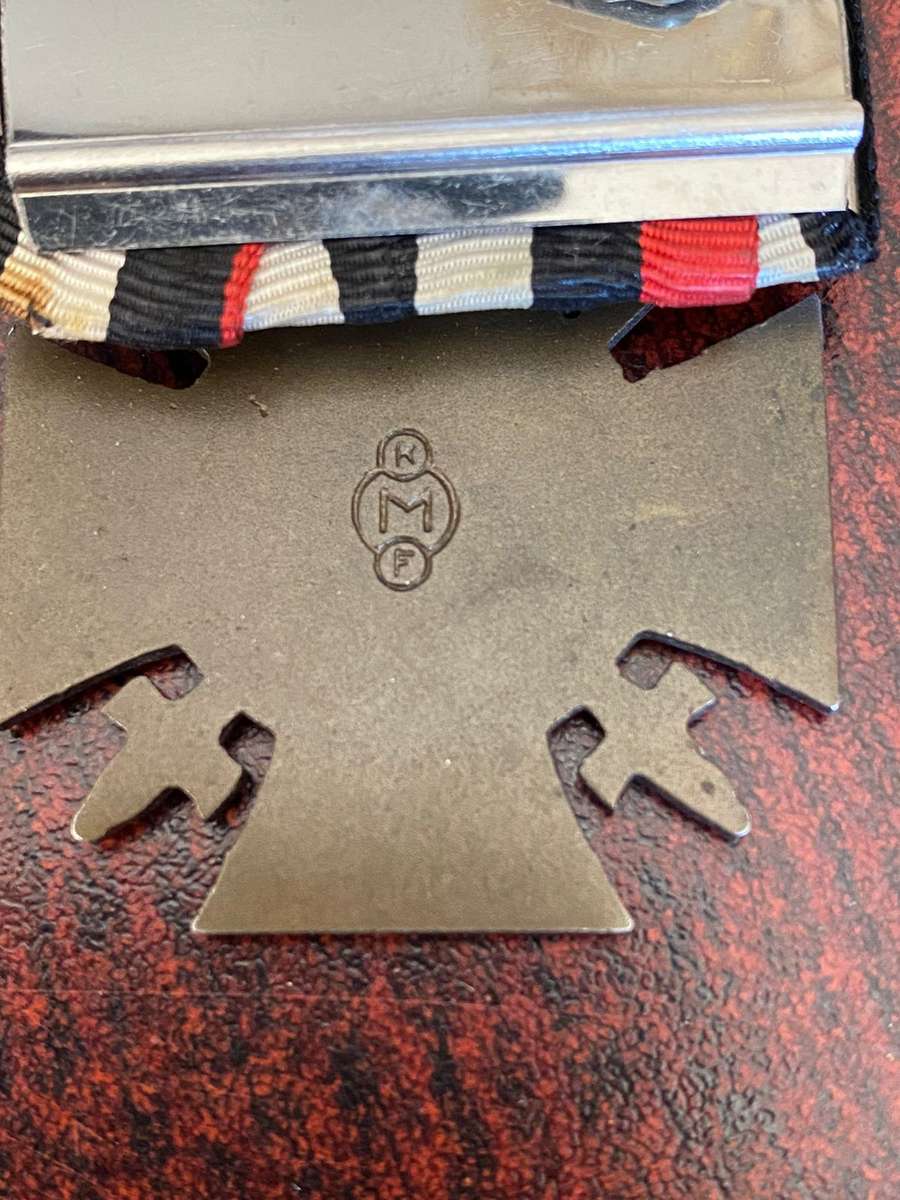 GERMAN WW1 CROSS OF HONOUR 1914-18 FOR COMBATANTS-MAKERS STAMPED