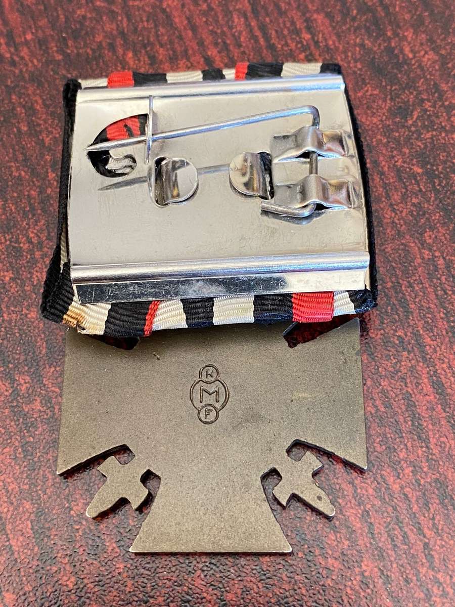 GERMAN WW1 CROSS OF HONOUR 1914-18 FOR COMBATANTS-MAKERS STAMPED