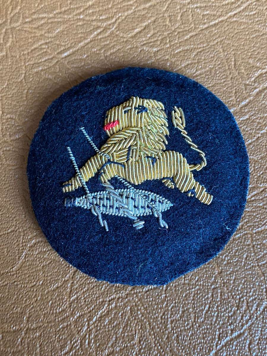RHODESIAN BSAP WOMAN PATROL OFFICER CAP BADGE-WORN 1970'S-80