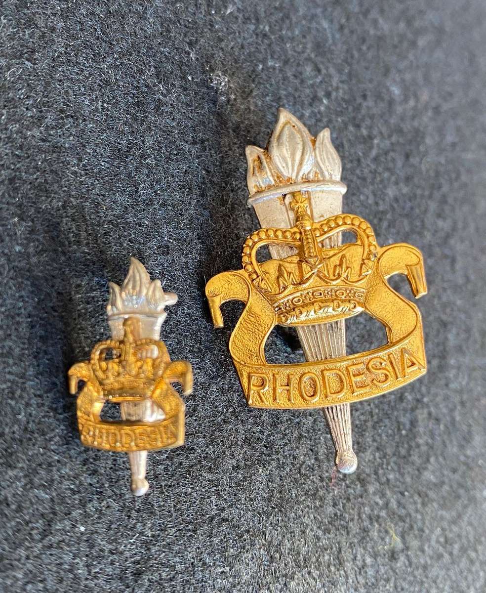 RHODESIAN ARMY EDUCATION CORPS CAP AND ONE COLLAR-WORN 1960'S-70'S-LUGS INTACT