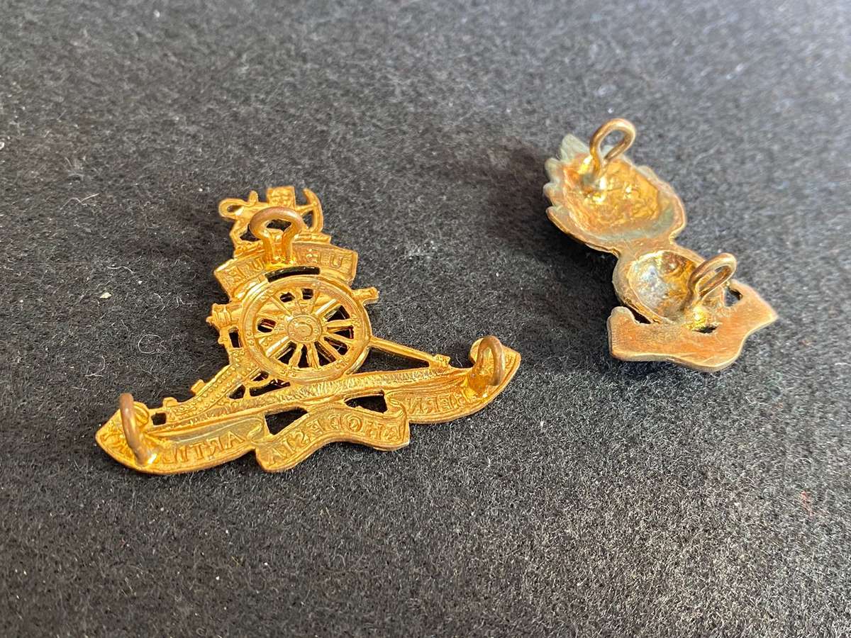 SOUTHERN RHODESIA ARTILLERY CAP AND ONE COLLAR-WORN 1948-1980-LUGS INTACT