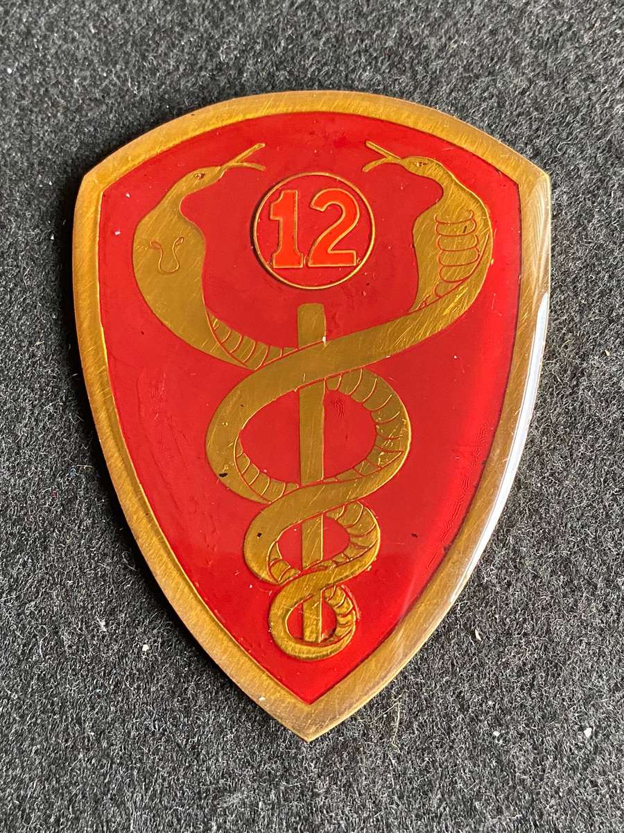 12 MILITARY HOSPITAL FLASH - NO PINS