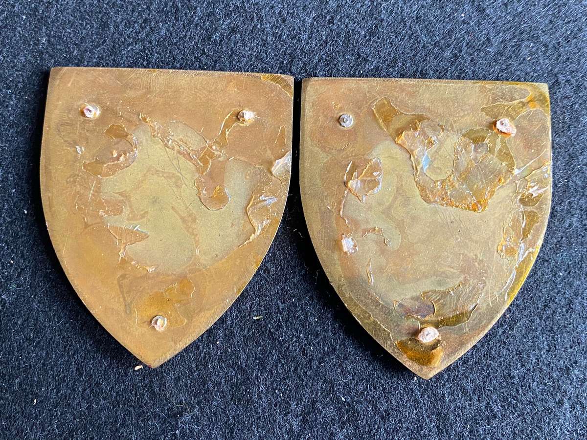 44 PARACHUTE BRIGADE SIGNAL UNIT PAIR OF FLASHES- NO PINS