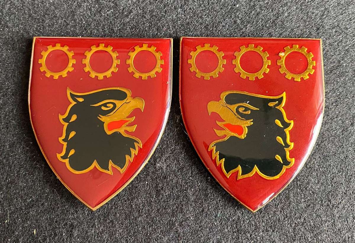 44 PARACHUTE BRIGADE,MAINTENANCE UNIT,FLASH PAIR- NO PINS