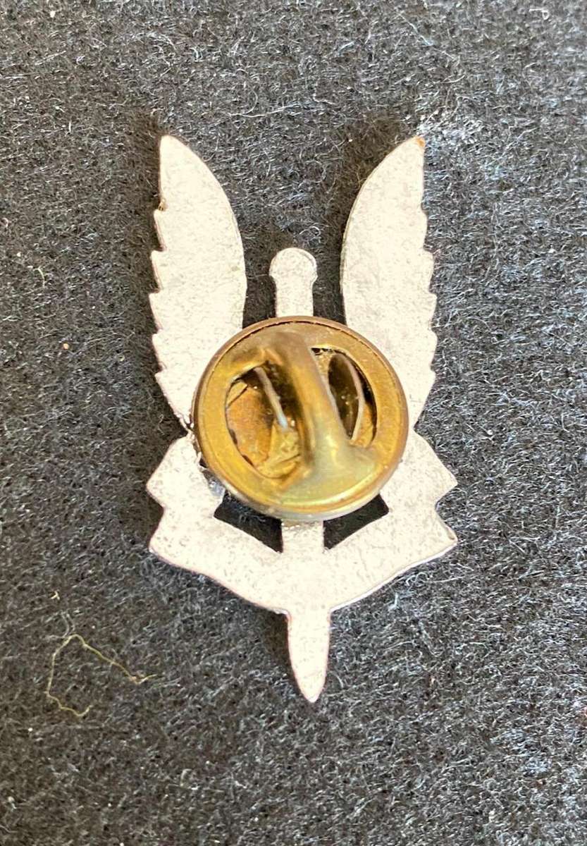 RHODESIAN SAS METAL,MESS DRESS PIN BADGE