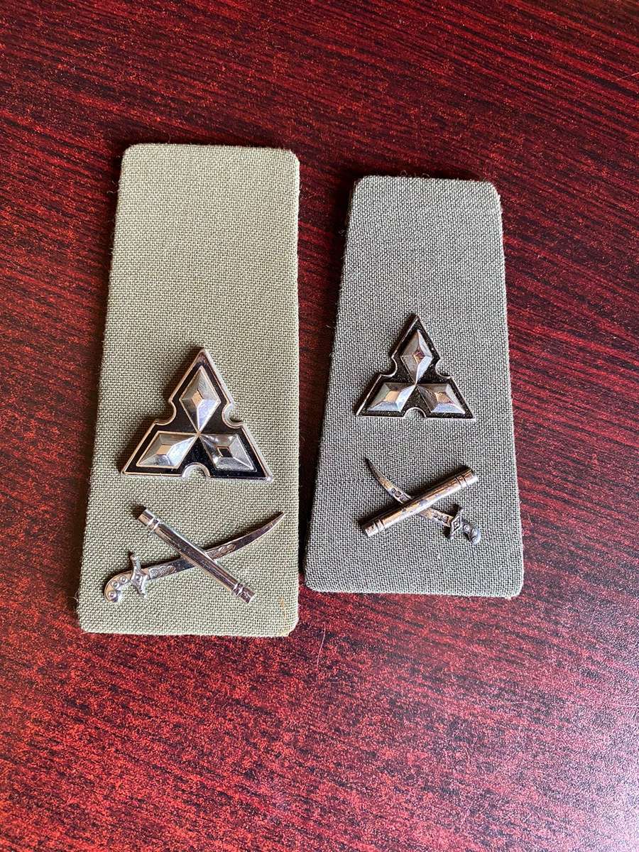 SCARCE SWA FIRST TYPE (LARGER THAN 2ND TYPE) OFFIERS RANK BOARD SET-PLEASE LOOK AT PICS FOR A COMPAR