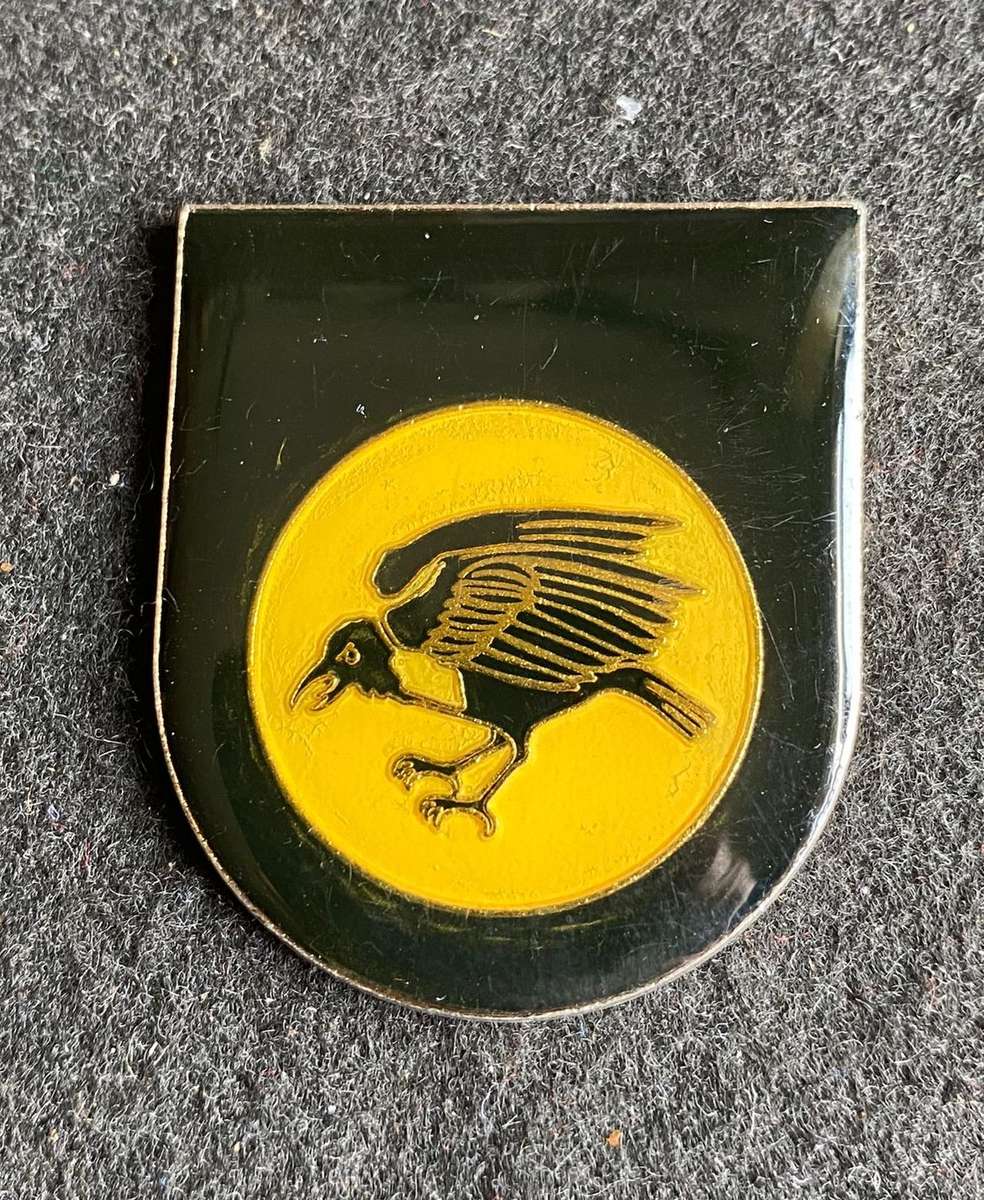 SWA 201 BATTALION POCKET FLASH- ALSO USED AS CAP BADGE- NO PINS