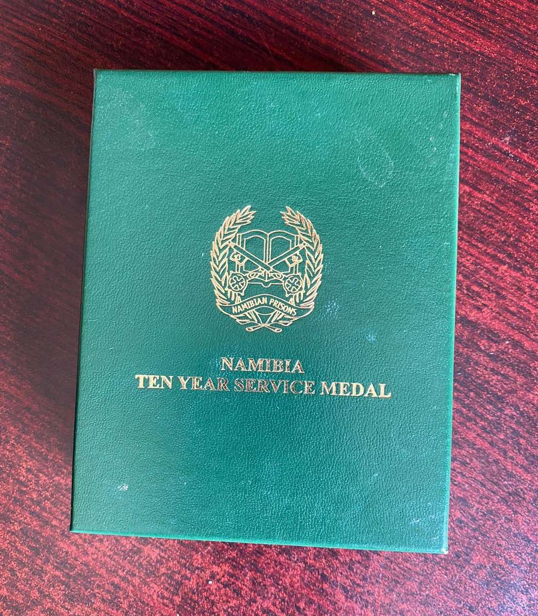 NAMIBIAN POLICE 10 YEAR SERVICE MEDAL -FULL SIZE AND MINIATURE- BOXED