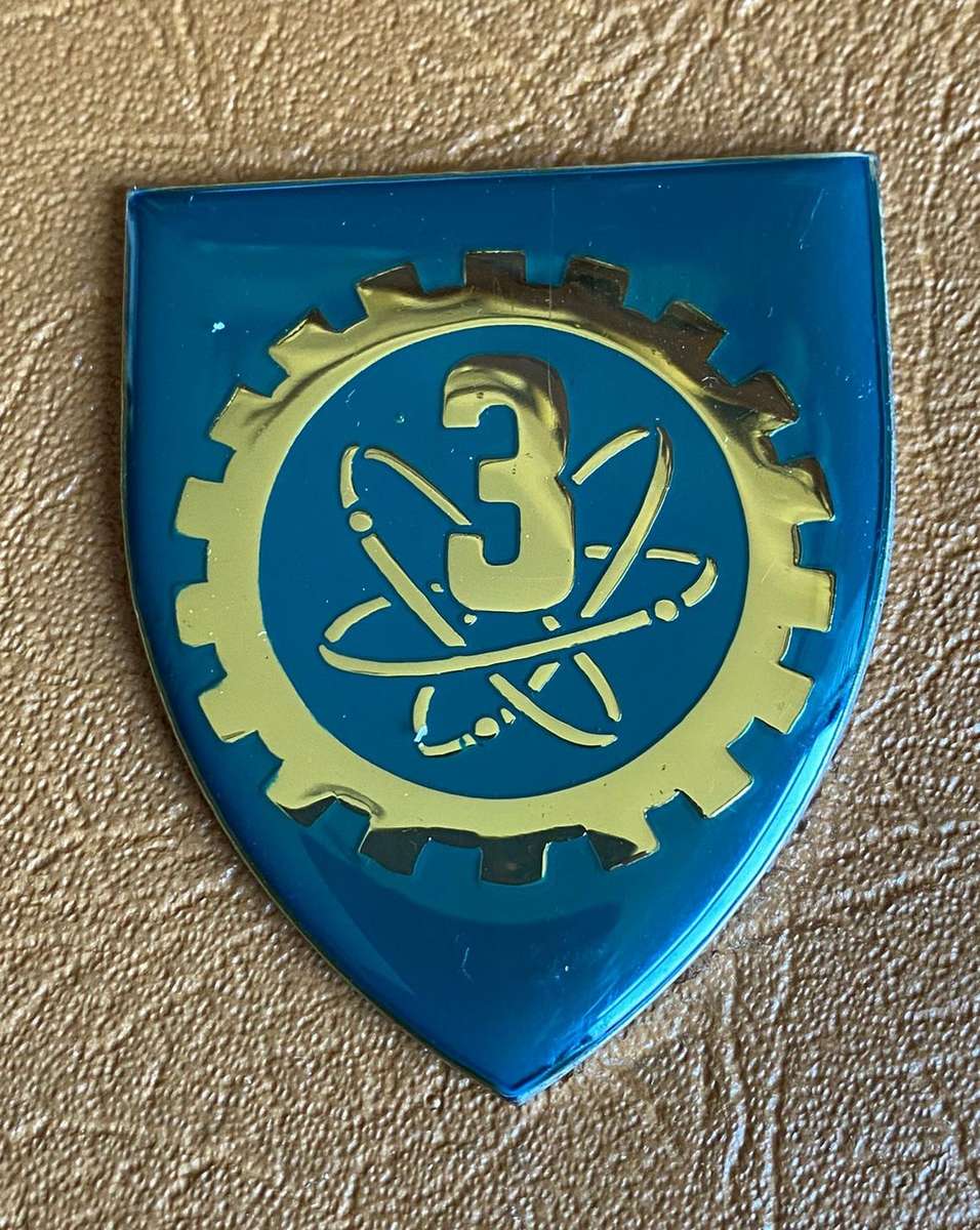 3 ELECTRONIC WORKSHOP FLASH- NO PINS