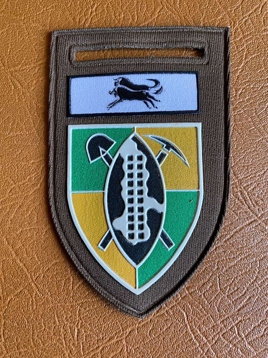 GROUP 11 HQ TUPPER FLASH-SILICONE CAN BE REMOVED