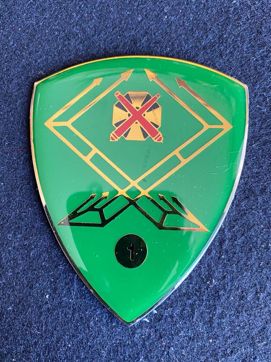 BOTSWANA 1 MARTAR PLATOON LARGE FLASH-OWEN NO F 1047- NO PINS