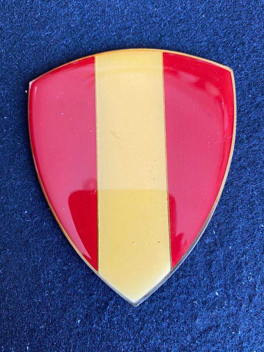 BOTSWANA DEFENCE HQ -LARGE FLASH- OWEN NO F 1053- NO PINS