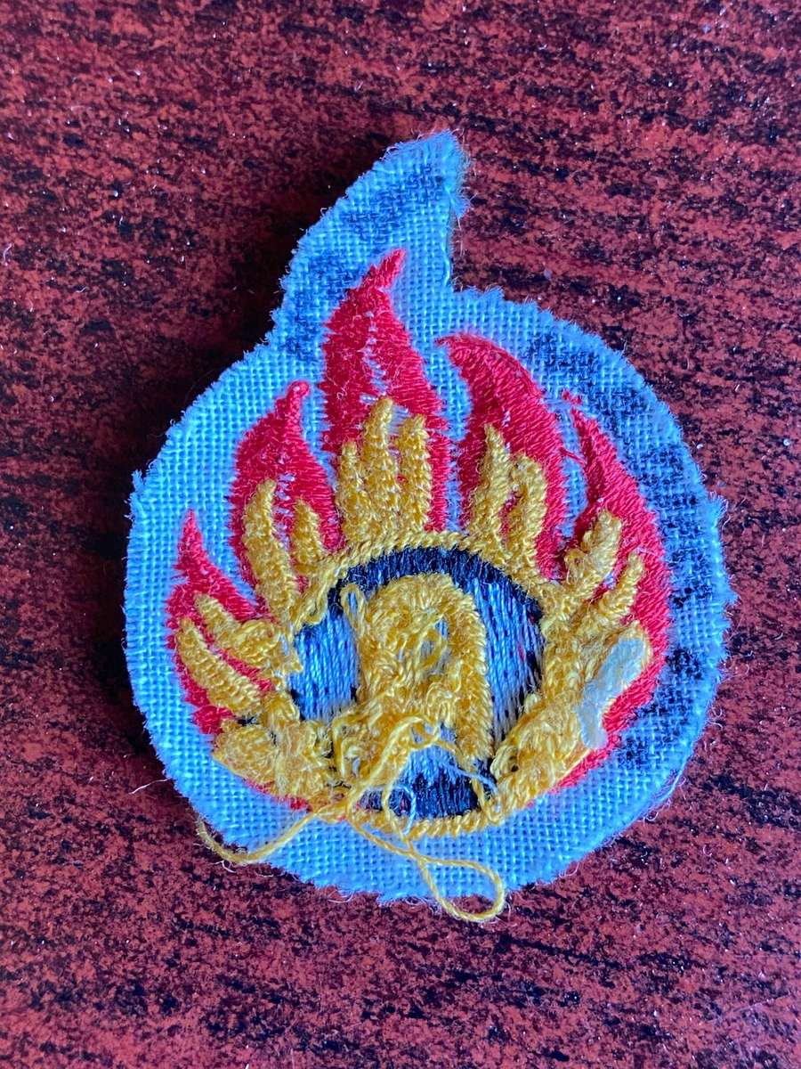 RHODESIAN ENGINEERS EXPLOSIVE ORDNANCE DISPOSAL BADGE FOR FIELD DRESS 1970'S- 80