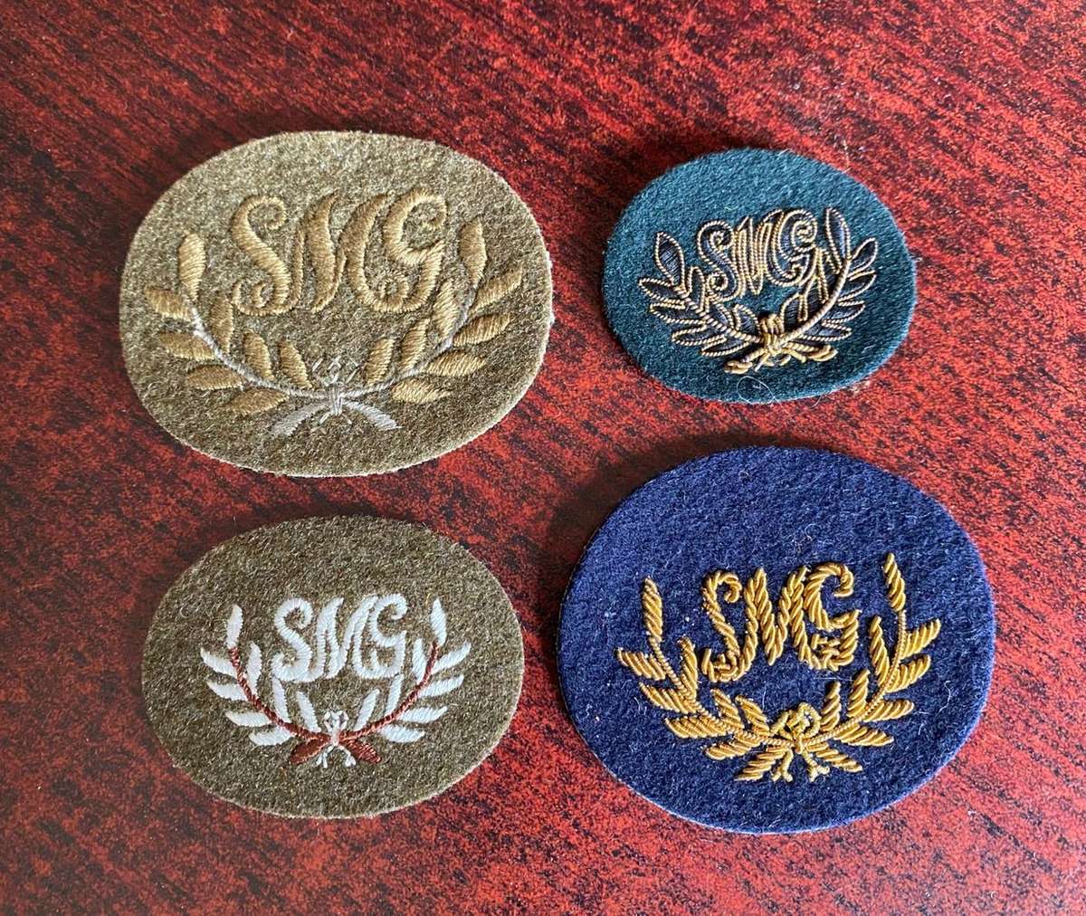 BRITISH-STERLING MACHINE GUN MARKSMAN-ORIGINALLY STEN MACHINE GUN MARKSMAN PROFICIENCY BADGE-HOUSEHO