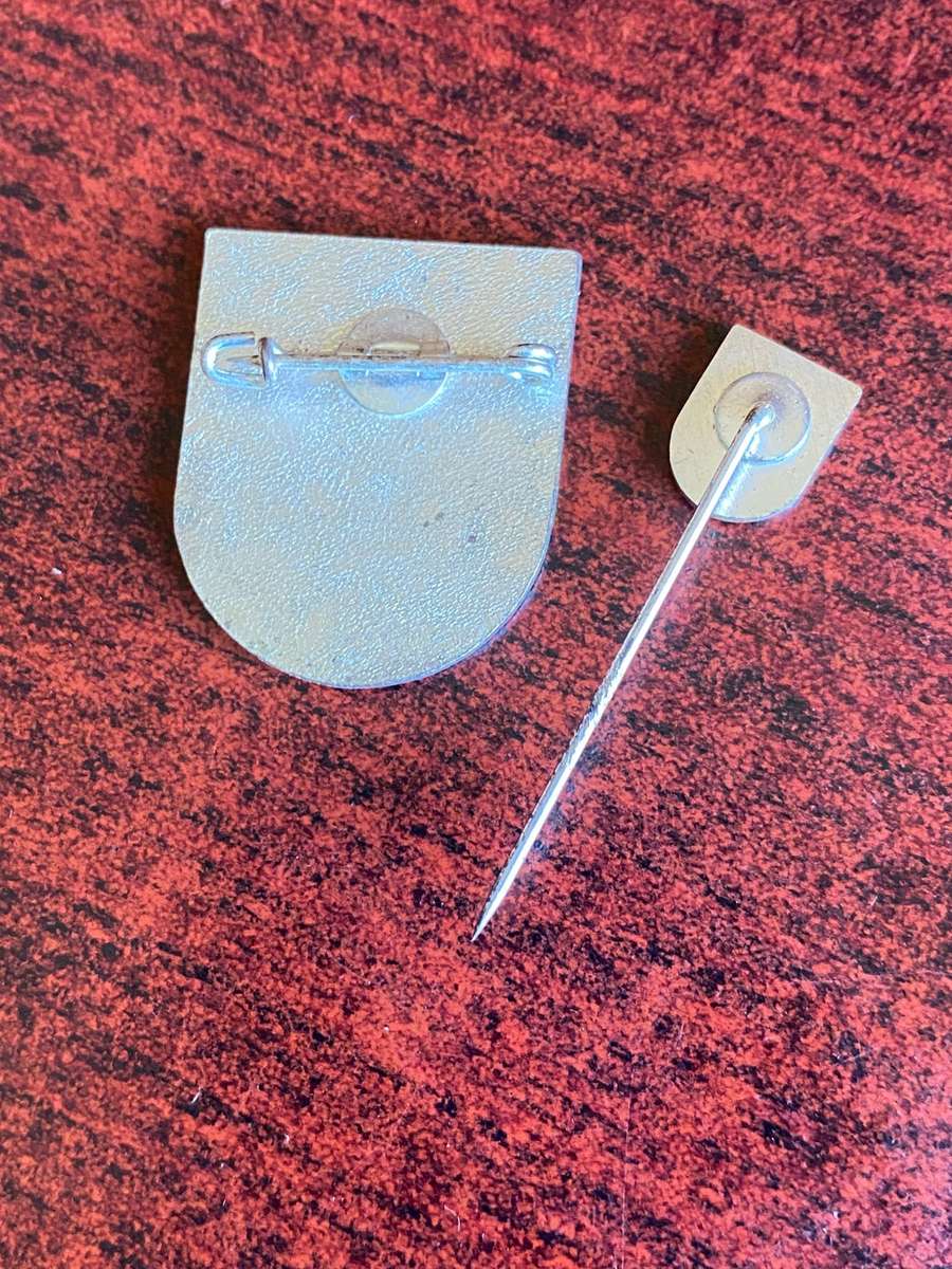 GERMAN ARMED FORCES RESOURCES LAPEL BADGES