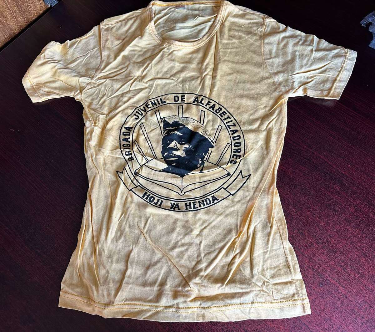 ORIGINAL ANGOLAN ,MPLA T-SHIRT-1980'S-GOOD CONDITION-SIZE SMALL