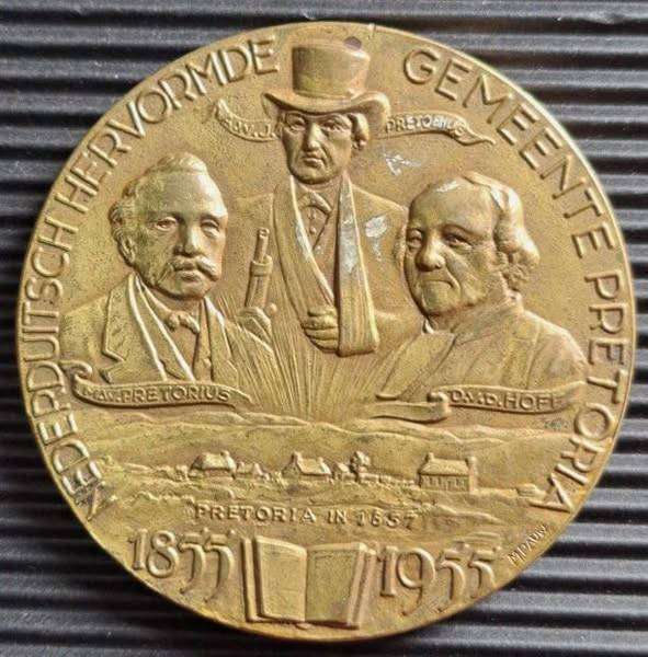 *** 1855 TO 1955 - NEDERDUITSHE HERVORMDE KERK - 100 YEARS - LARGE BRONZE MEDALLION 94.2 GRAMS #4 **