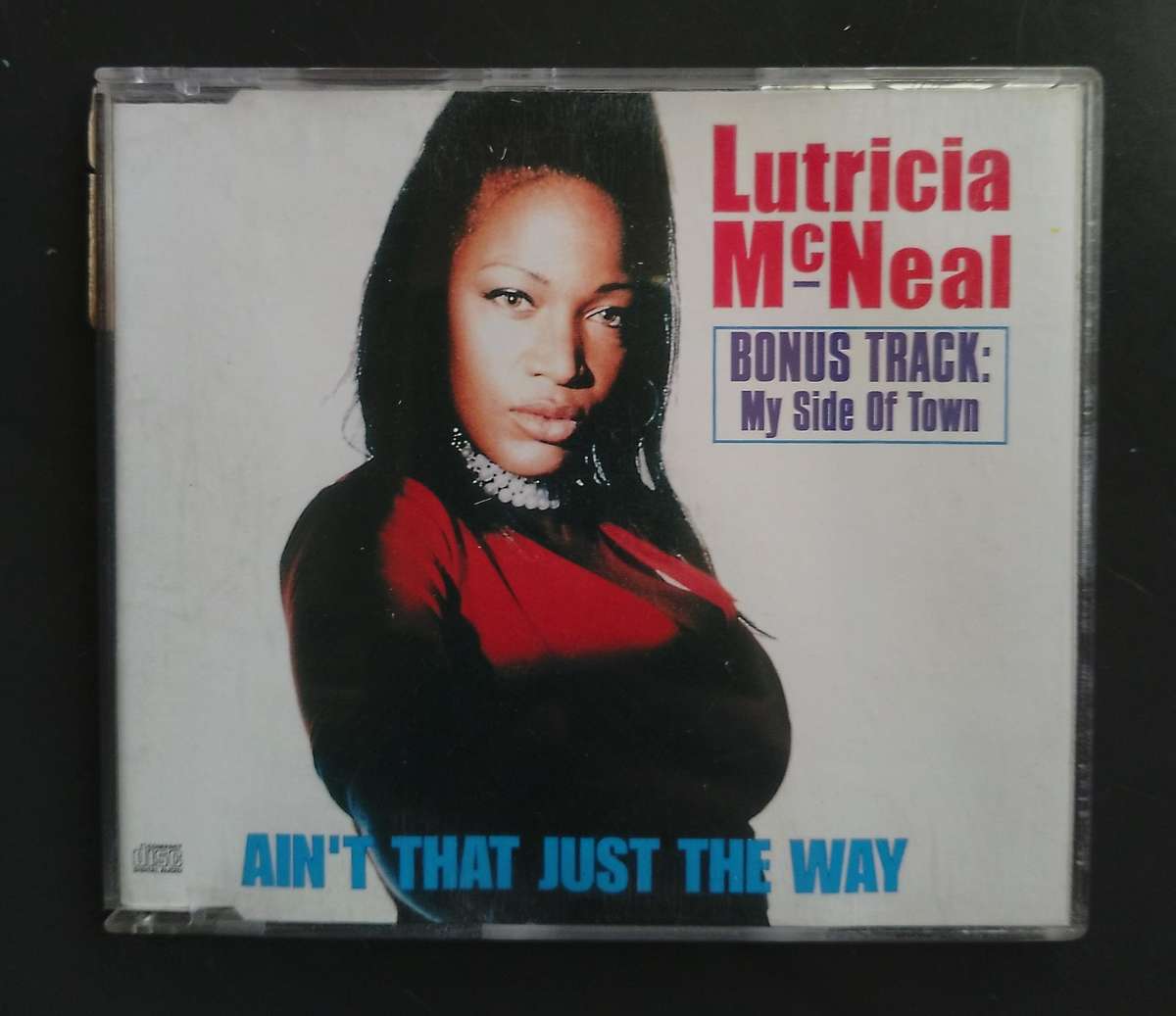 Lutricia McNeal - Ain't That Just The Way  (CD Single)