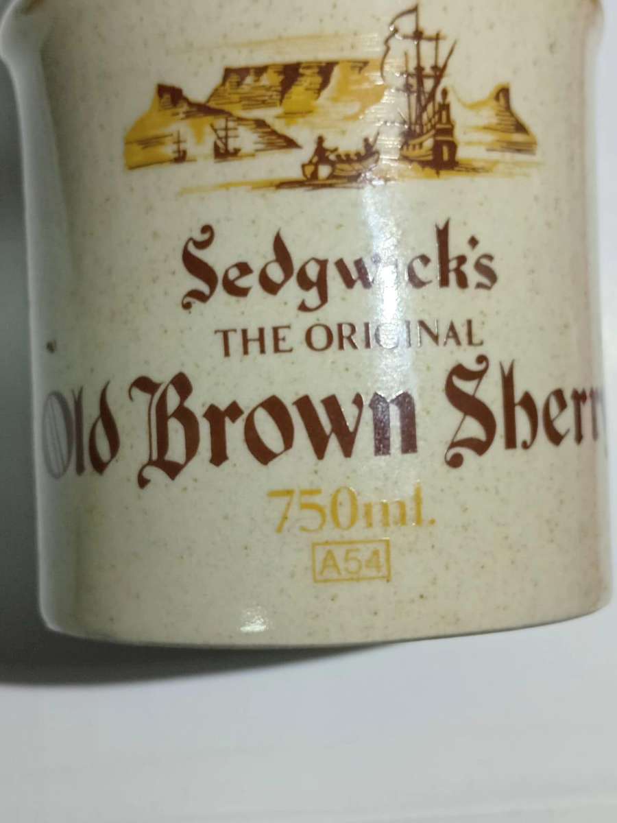 SEDGWICKS OLD BROWN SHERRY BOTTLE