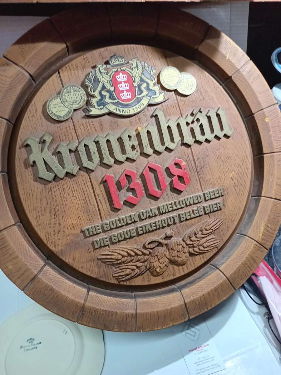 BAR WALL DECORATION KRONENBRAU 1908