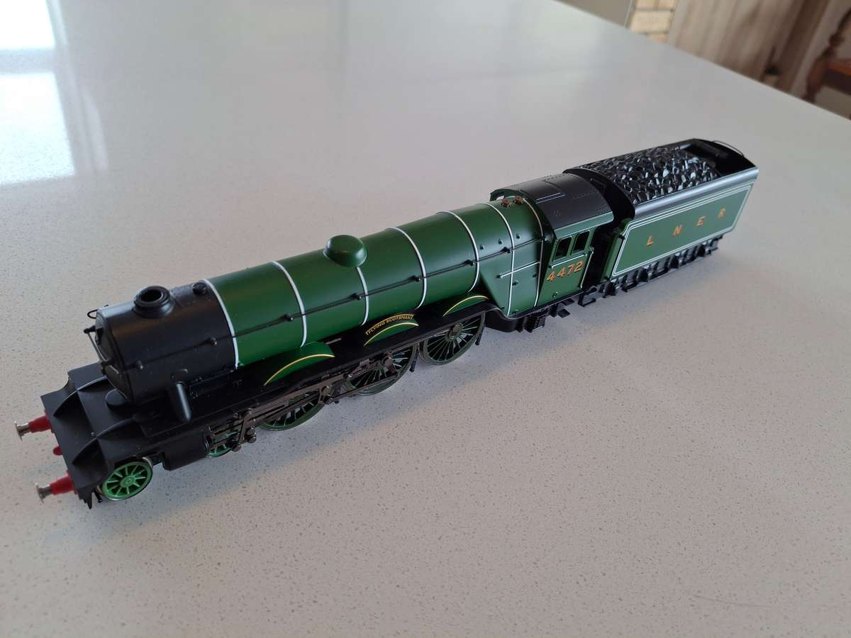 Hornby Flying scotsman DCC ready