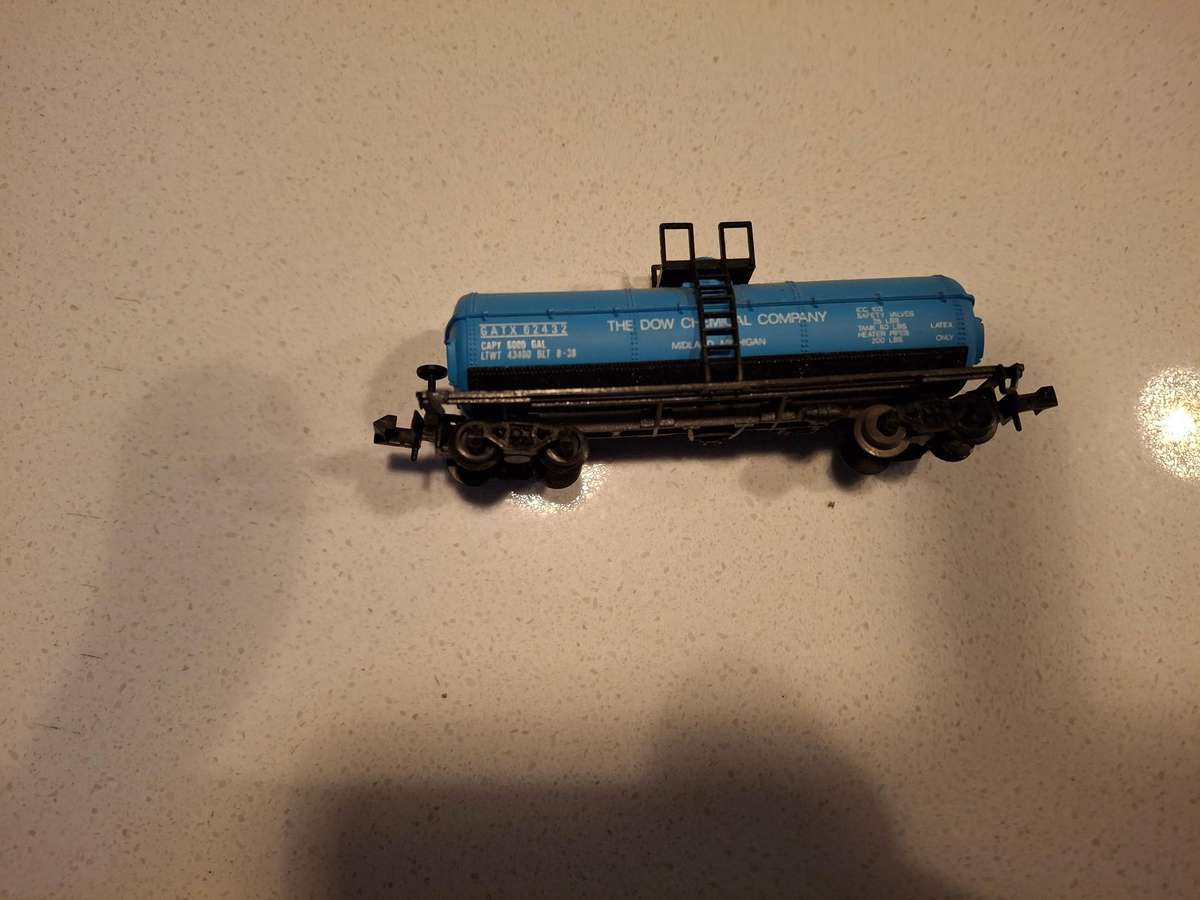 N gauge Tanker