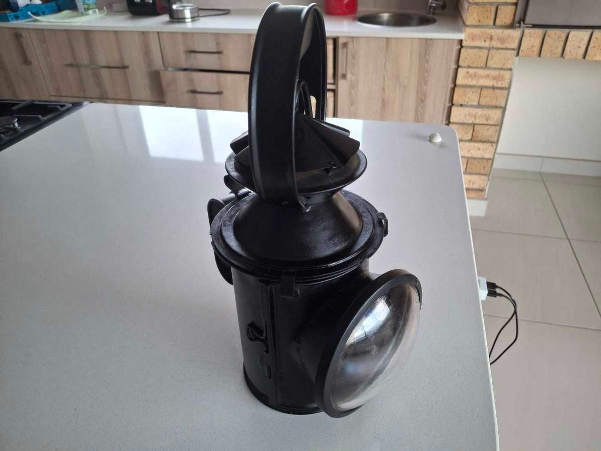 SAR LAMP NEW NEVER USED