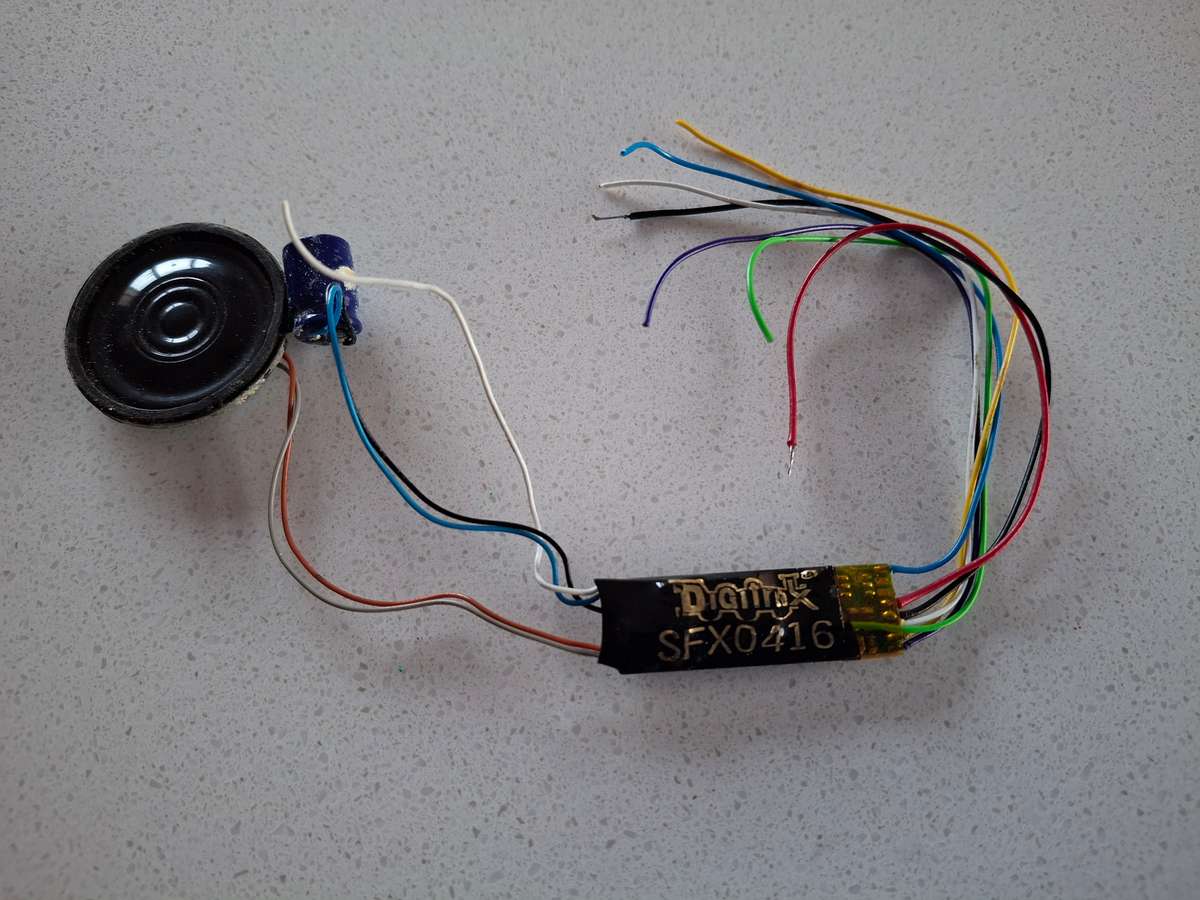 DCC Decoder for Locomotive.