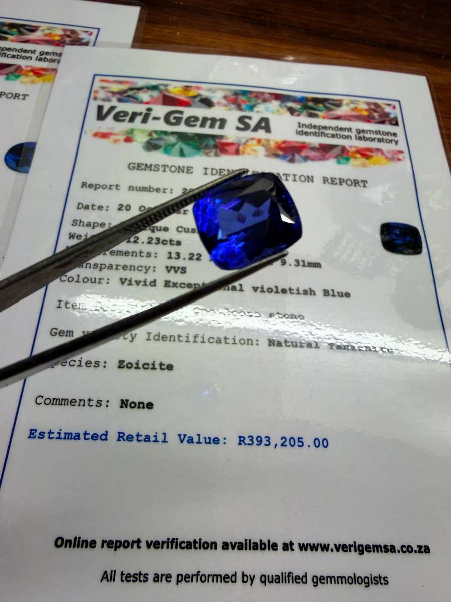 12.23CT PREMIUM INVESTMENT TANZANITE * Certified Tanzanite *