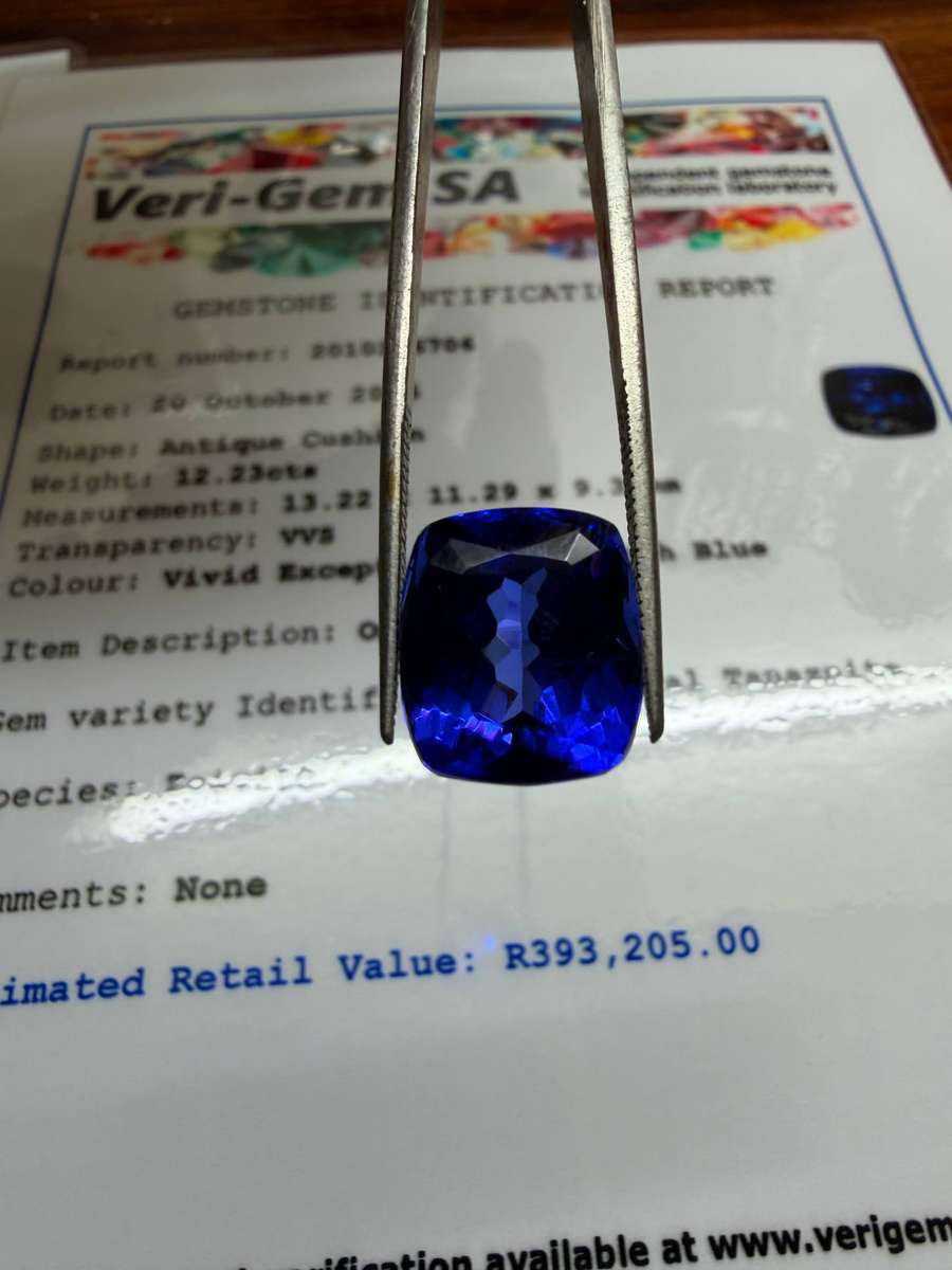 12.23CT PREMIUM INVESTMENT TANZANITE * Certified Tanzanite *