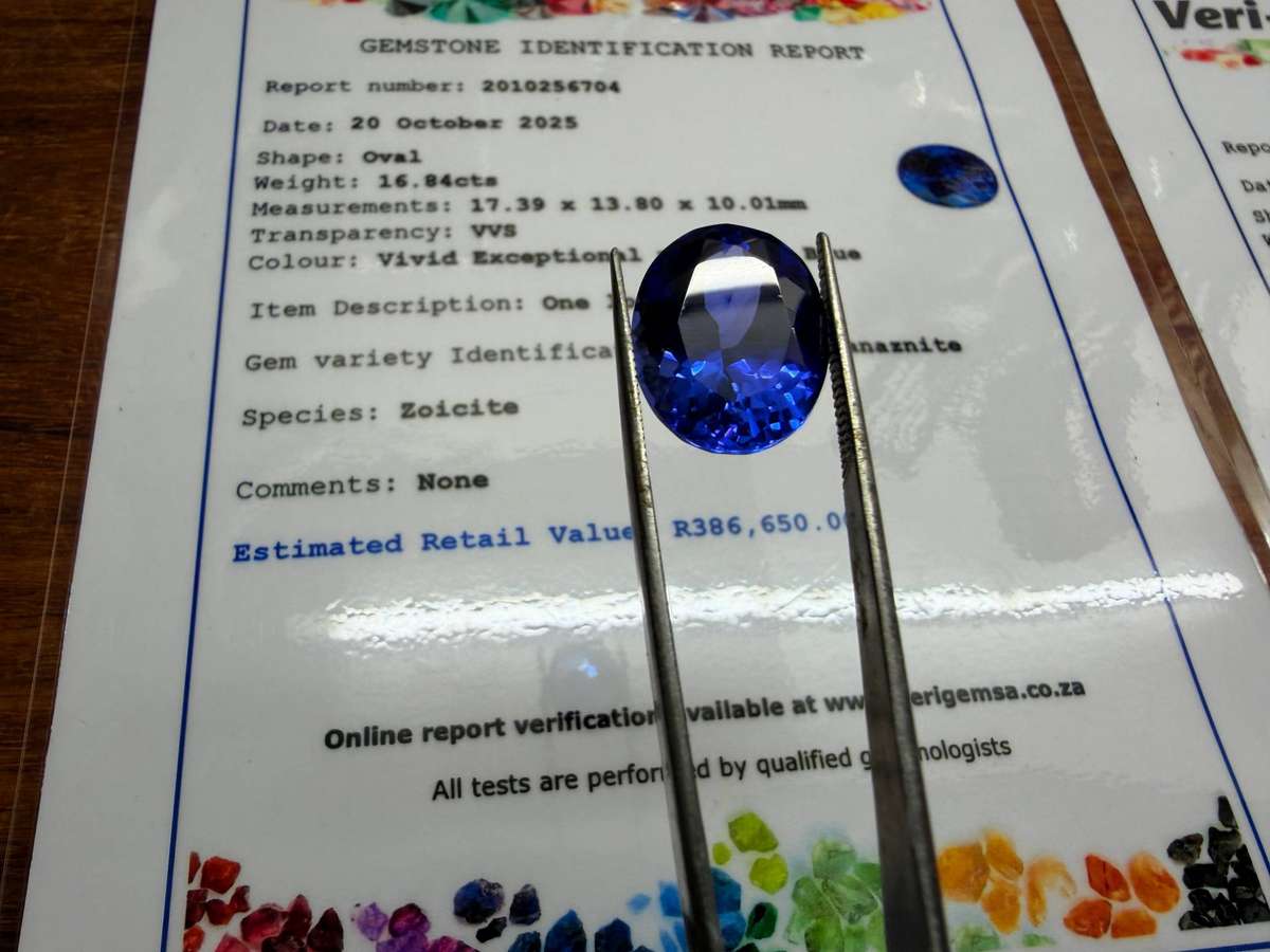 16.84ct Certified Tanzanite